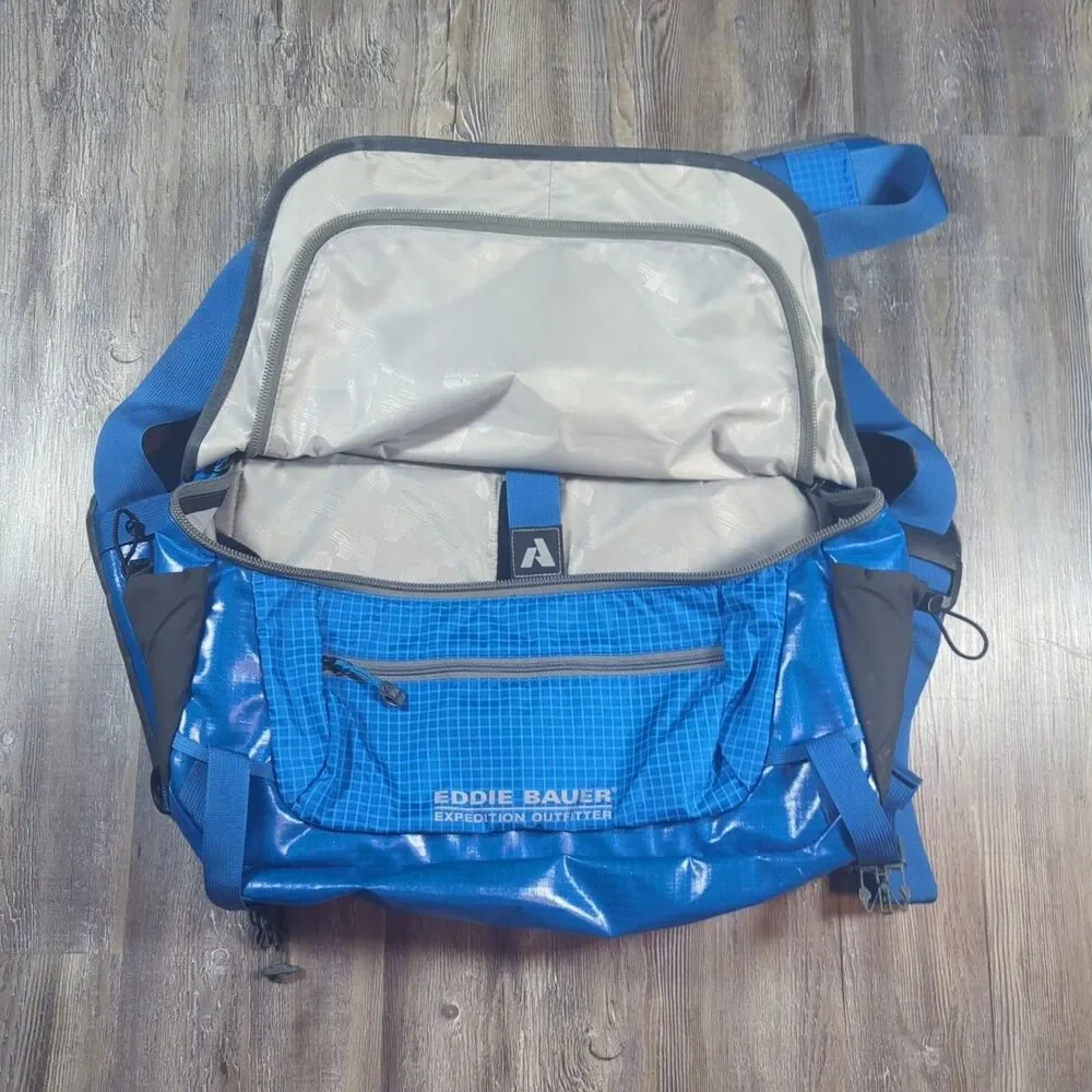 First Ascent Messenger Laptop Bag by Eddie Bauer Expedition Outfitter Blue